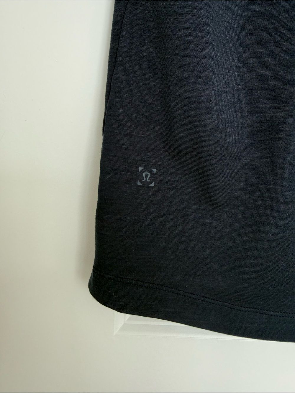 LULULEMON | Polo Shirt - Picture 4 of 6